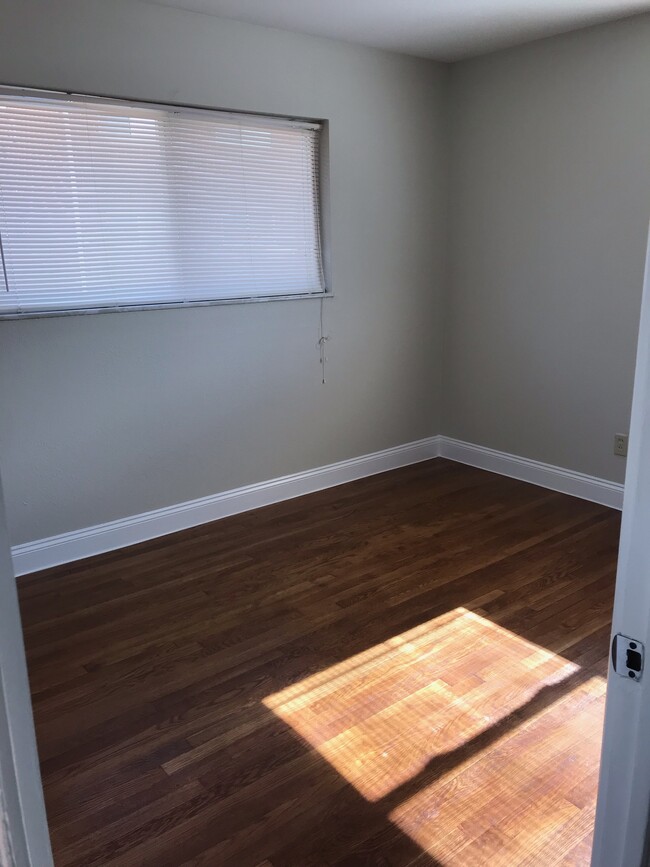 Foto del edificio - 4309 Walker Ln