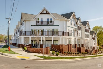 Building Photo - Heritage East