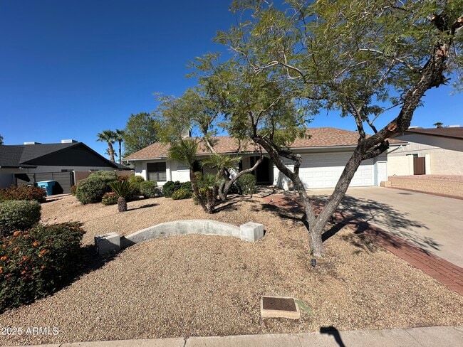 Foto del edificio - 6228 E Nisbet Rd