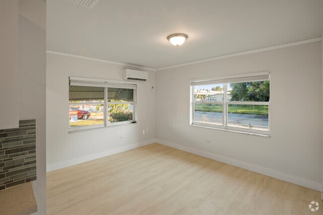 Building Photo - 1219 NW 33rd St