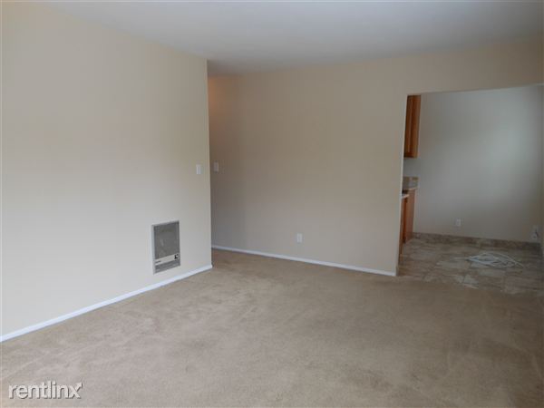 Building Photo - 311 Ellwood Beach Dr