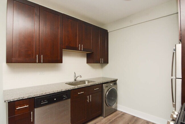 Foto del edificio - 725 St Johns Ave