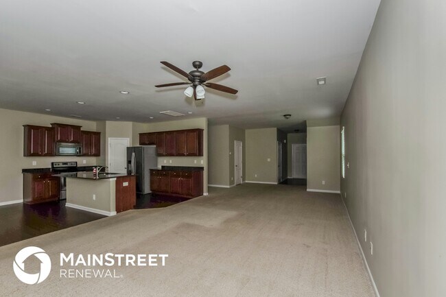 Foto del edificio - 8727 Balsam Bay Rd