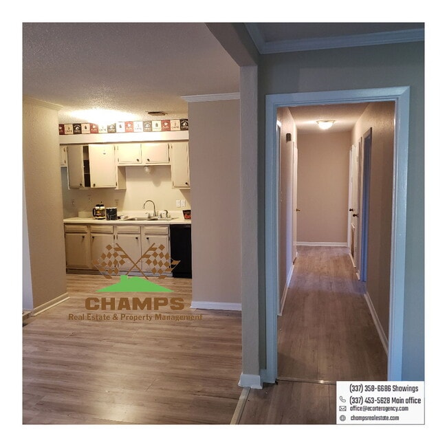 Building Photo - 402 Toronto Dr