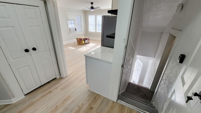 Foto del edificio - 121 W Moore St