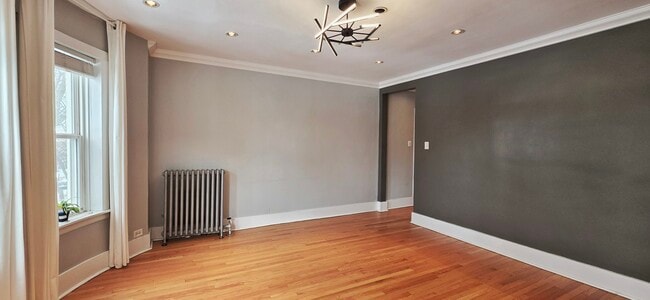 Building Photo - 6049 N Talman Ave