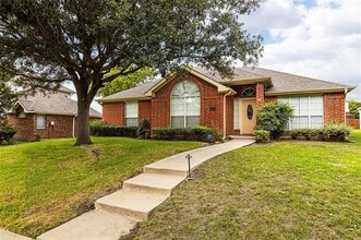 Building Photo - 7912 Brijetta Dr