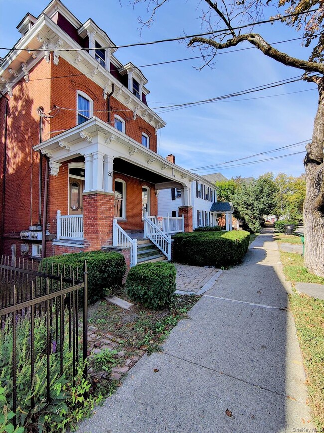 Building Photo - 20 Noxon St