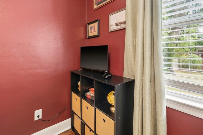 Foto del edificio - 3548 Barwood Cir