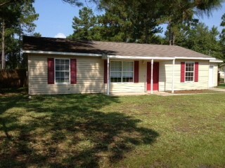 Foto principal - 1496 SW Ironwood Dr