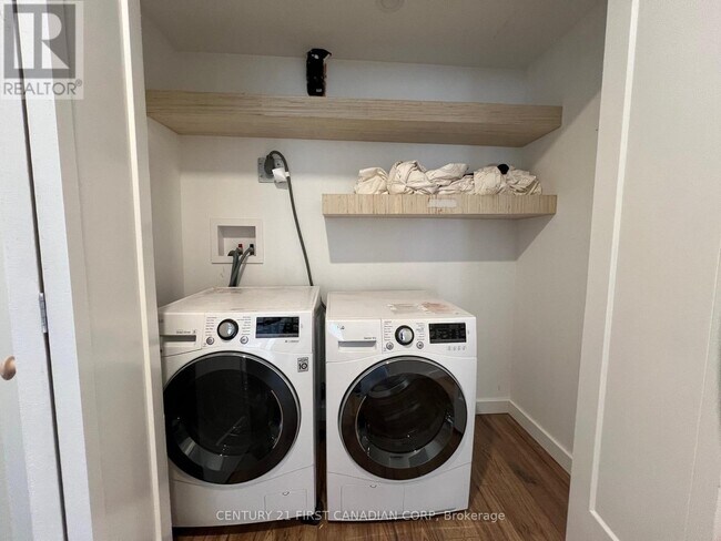 Photo du bâtiment - 331 Erie St