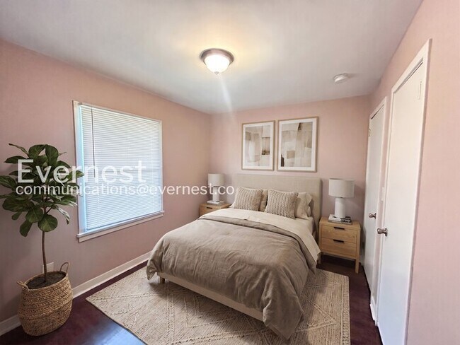 Foto del edificio - 797 Casplan St SW