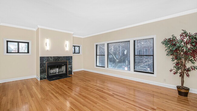 Building Photo - 1234 N Dearborn Pkwy