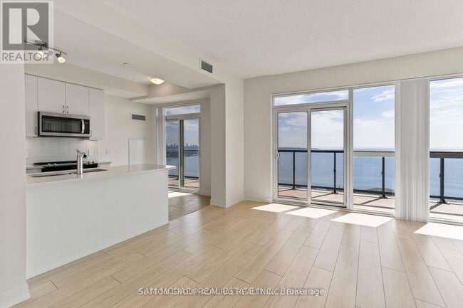 Photo du bâtiment - 38 Annie Craig Dr