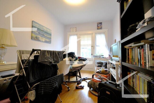 Foto del edificio - NICE BROOKLINE 2 BED!!!