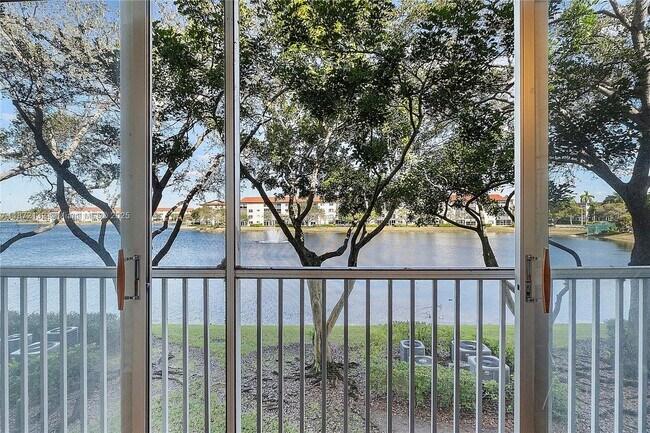 Foto del edificio - 12901 SW 15th Ct