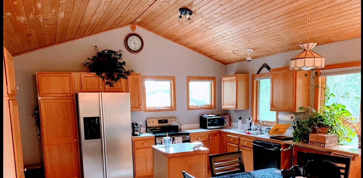 Foto principal - 699 Carver Beach Rd