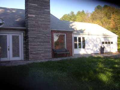 Foto del edificio - Nice Brick Ranch-Style House located acros...