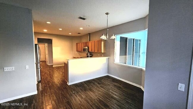 Building Photo - 709 Muskogee Ln