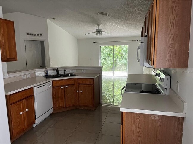 Building Photo - 13866 Econ Woods Ln