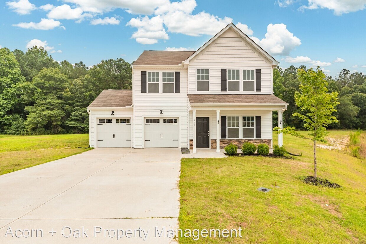 Foto principal - 4 br, 2.5 bath House - 219 Norris Farm Drive