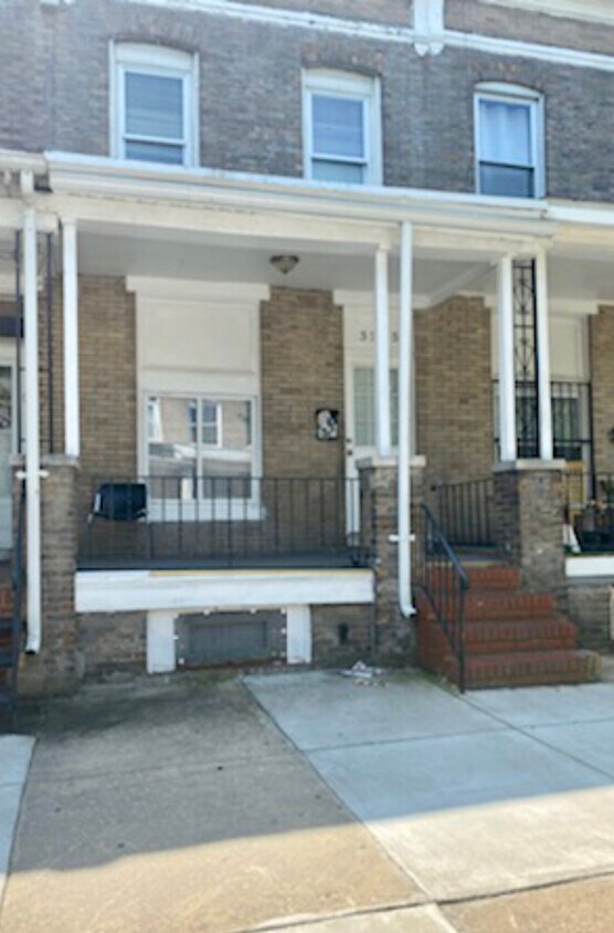 Primary Photo - 3305 McElderry St