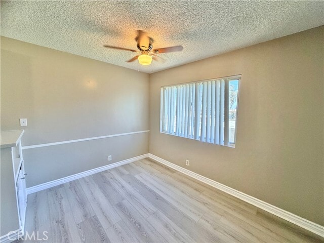 Foto del edificio - 448 N Terry Way