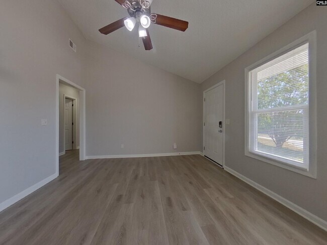 Building Photo - 13 Sutters Mill Ct