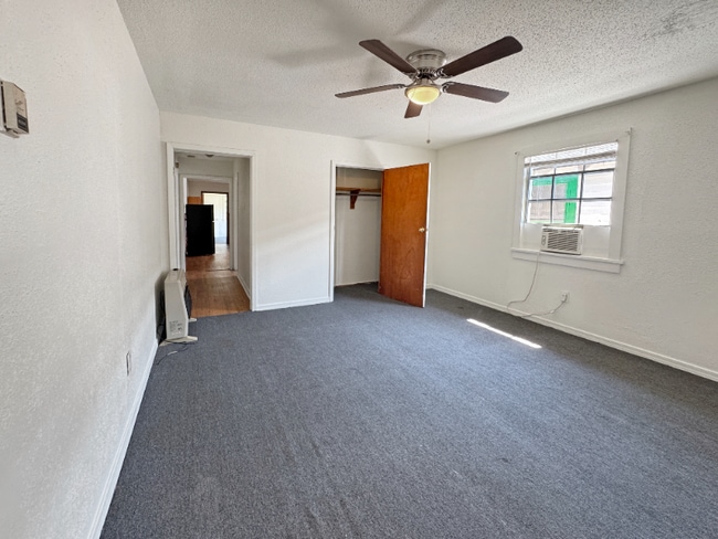 Building Photo - 322 Leboeuf St