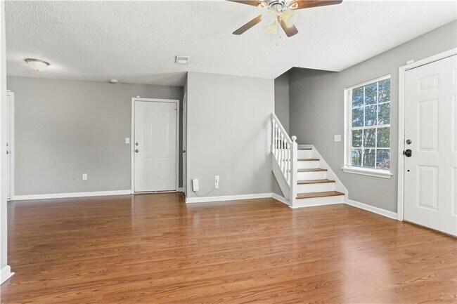 Foto del edificio - 3141 W Point Cir