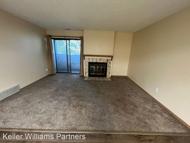 Building Photo - 2 br, 1 bath House - 1202 Firefly Cir