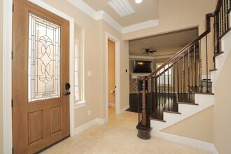 Building Photo - 11002 Upland Forest Dr