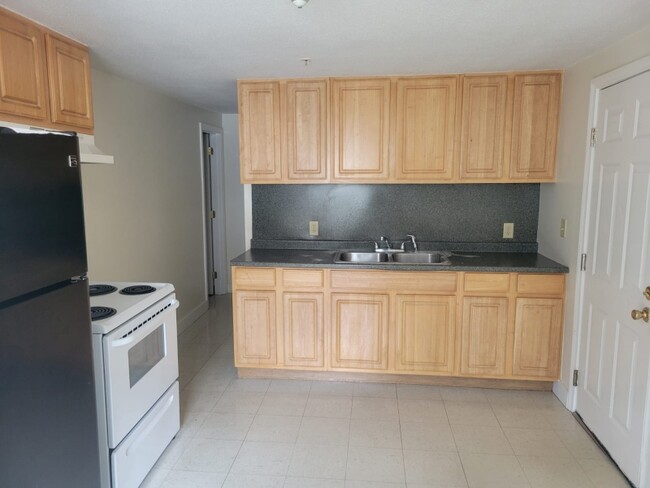 Foto del edificio - 151 Indigo Hill Rd