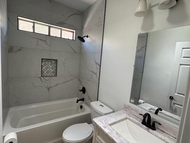 Foto del edificio - 2331 W Branham Ln