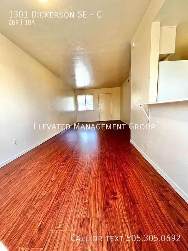 Building Photo - 1301 Dickerson Dr SE