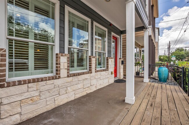 Building Photo - 1423 Colorado St