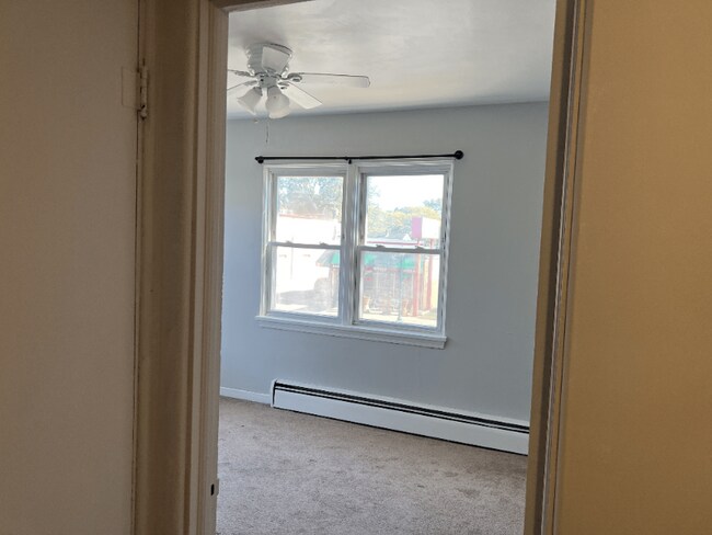 Foto del edificio - 7012 Kennedy Ave