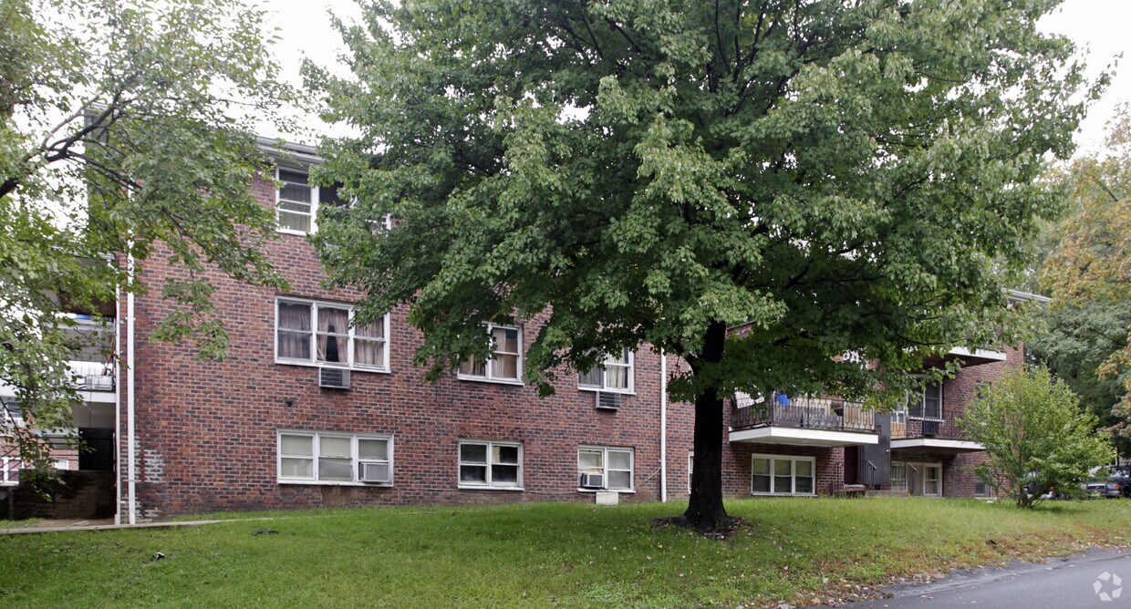 124 S Main St, Spring Valley, NY 10977 Apartments in Spring Valley, NY