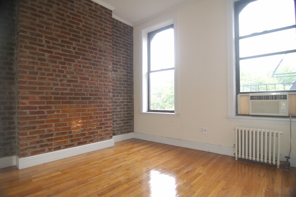 Foto del edificio - 246 Mott St