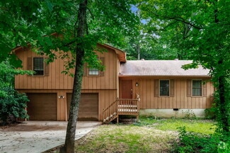 Building Photo - 1560 Cherry Hill Ct SW