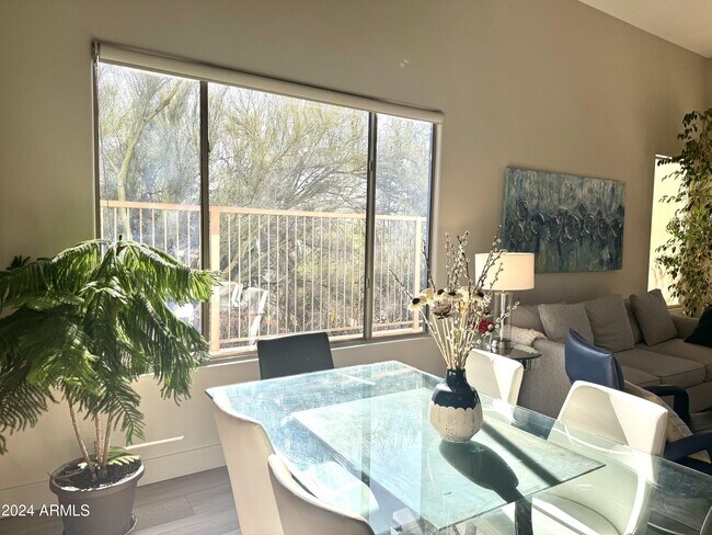 Building Photo - 6708 E Soaring Eagle Way