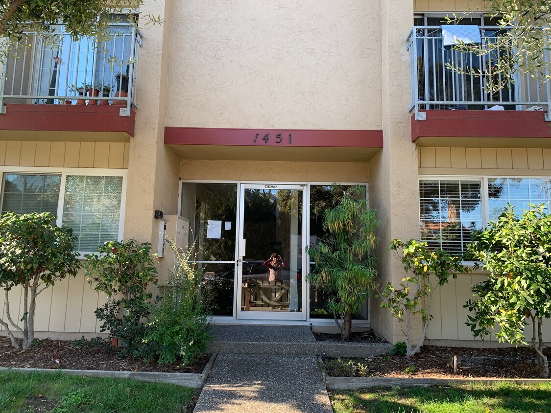 1451 Broadway Unit 6, Millbrae, CA 94030 Apartments in Millbrae, CA