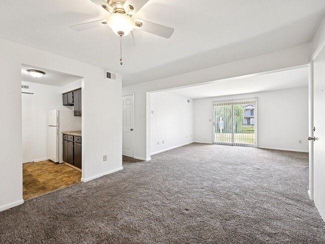 Seamless Flow Between Spaces - Northlake Village Apartments