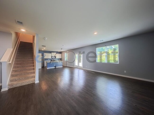 Building Photo - Unit