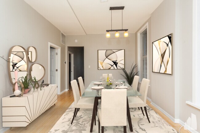 Building Photo - 3609 S Giles Ave