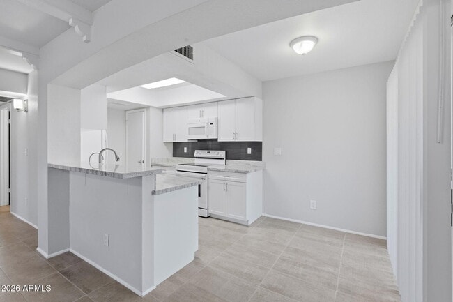 Foto del edificio - 780 E Eugie Ave