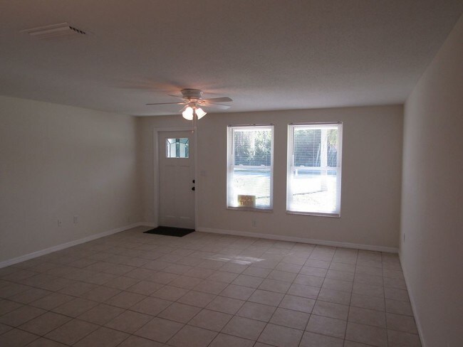 Building Photo - 921 Gulf Coast Blvd