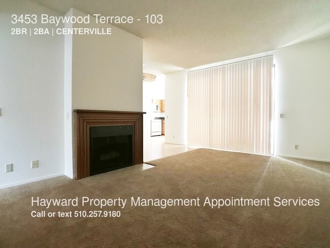 Foto del edificio - 3453 Baywood Ter