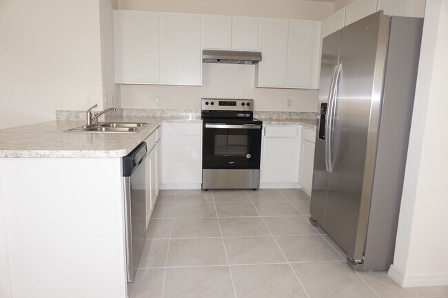 Foto del edificio - Newer Home 3/2 Steps from Champions Gate