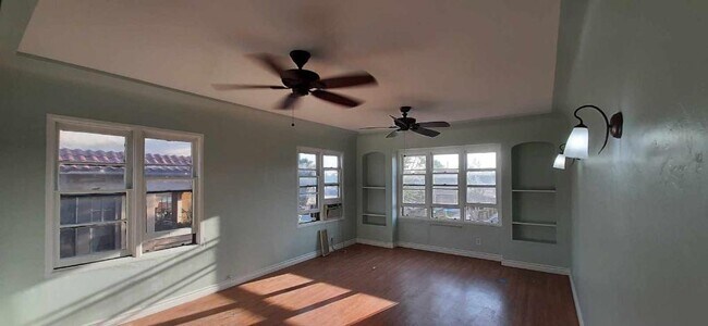 Foto del edificio - 1261 N D St